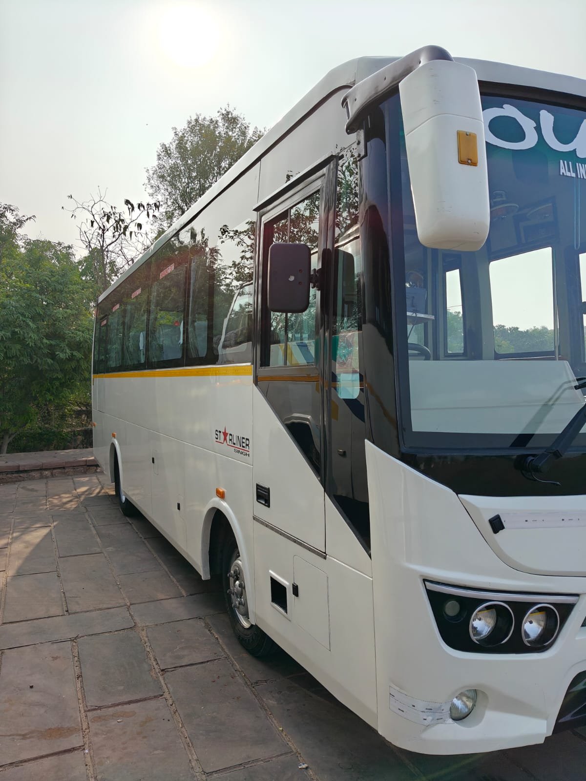 Original air-conditioned group coach, side view