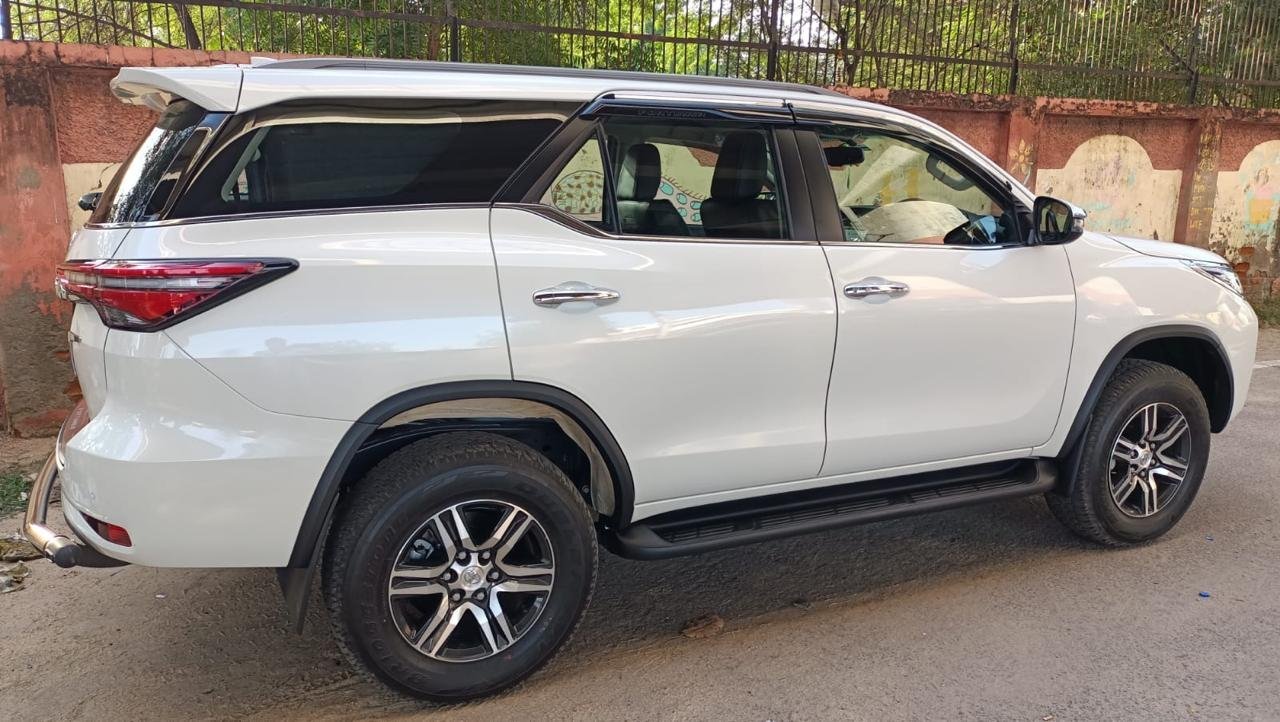 Original Toyota Fortuner from the Rajasthan By Car and Driver fleet