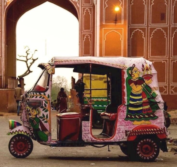 A decorated auto rickshaw in Jaipur