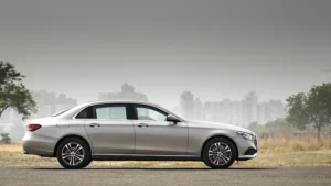 hire and rent mercedes e class with driver 8